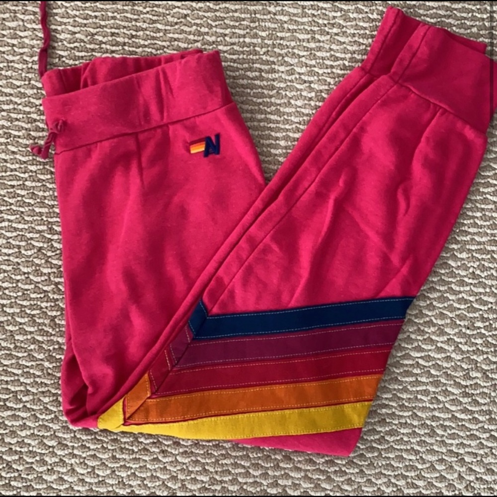⚡️⚡️AVIATOR NATION Chevron 5 Rose Sweatpants size L but fit more like a M